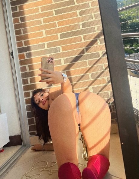 traceyyrose NurlyFans-Pornos