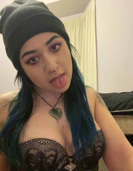 berühmte schwule onlyfans Kunstakt Hochwertig