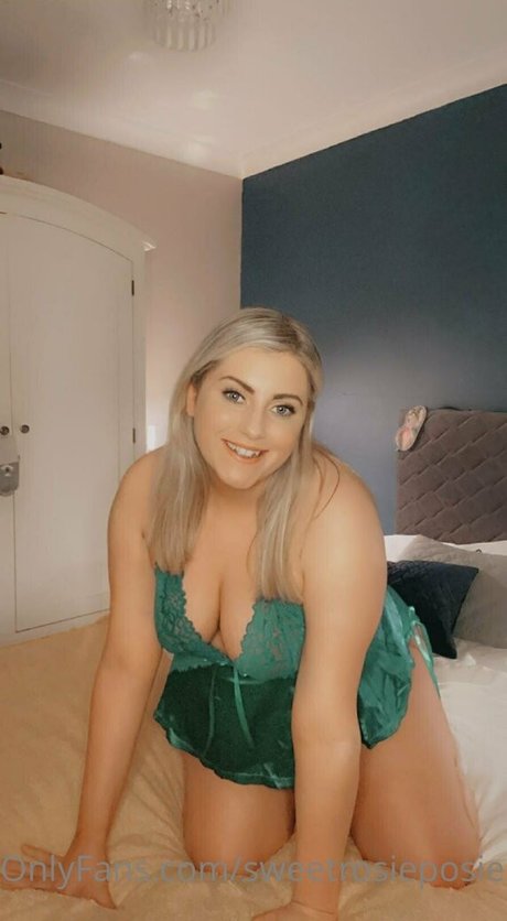 sweetrosieposie Leaks von Nacktbildern auf OnlyFans