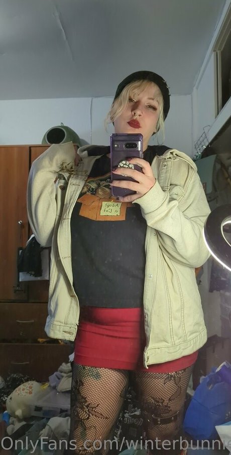 winterbunnieeoffree OnlyFans Bilder