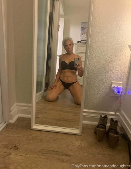 momanddaughter Nacktbilder geleakt OnlyFans Porn geleakt