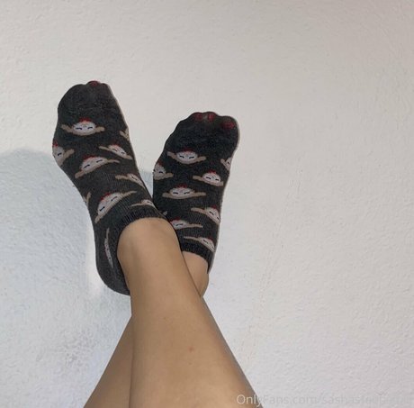 sashasfeetishxo Leaked OnlyFans Bilder