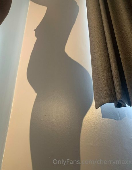cherrymaxx NurlyFans-Brüste