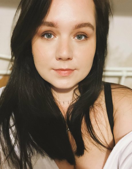 Cherrycola1990 Füße OnlyFans