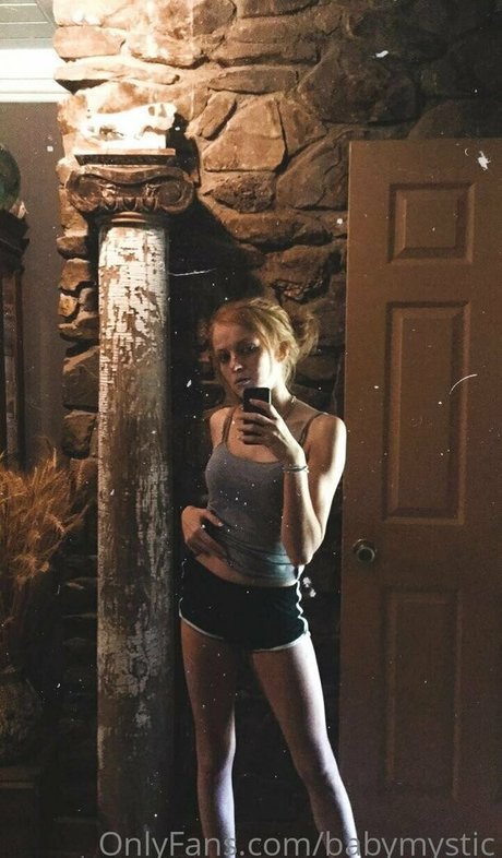 babymystic OnlyFans Bilder