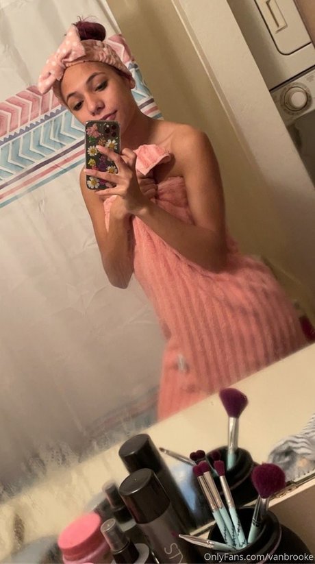 Vanbrooke Leaked OnlyFans Nacktbilder