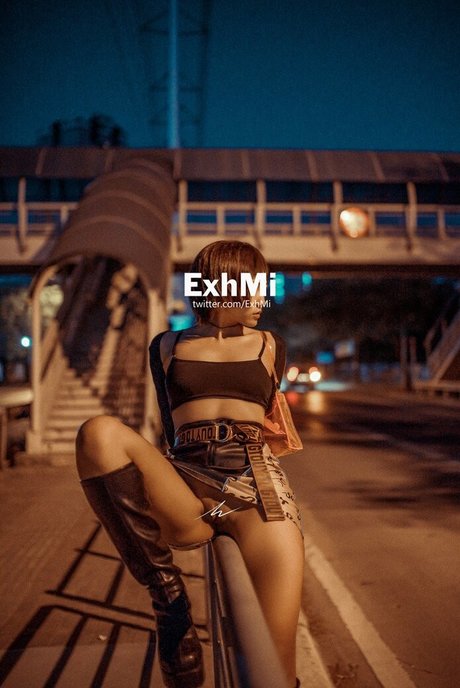 ExhMi OnlyFans