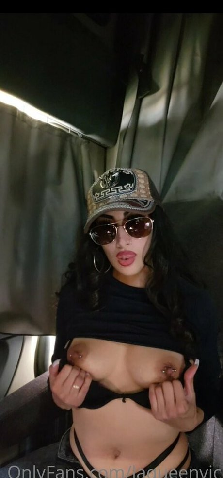 laqueenvic Bilder OnlyFans