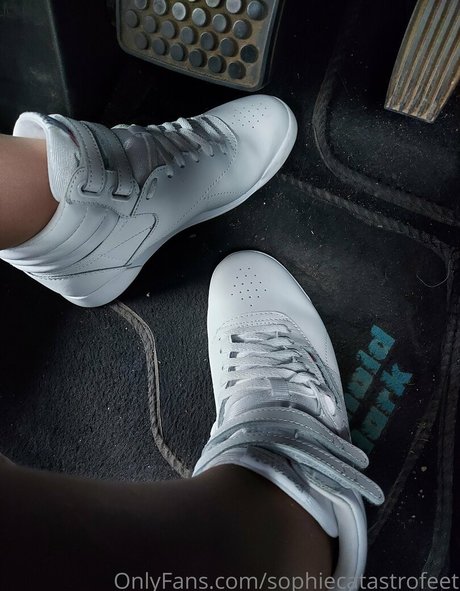 sophiecatastrofeet OnlyFans kostenlos