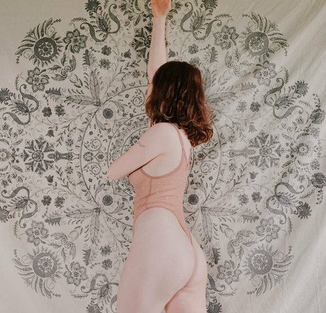 Sushimama OnlyFans-Model