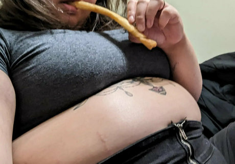 xmitsuki13x OnlyFans nackte Brüste