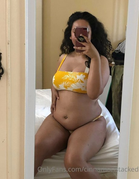 cinnamonstacked OnlyFans Star