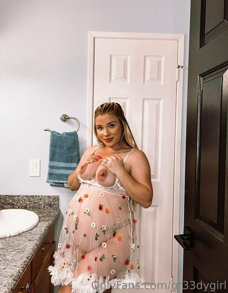 gr33dygirl OnlyFans-Bilder