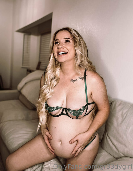 gr33dygirl Sexy OnlyFans