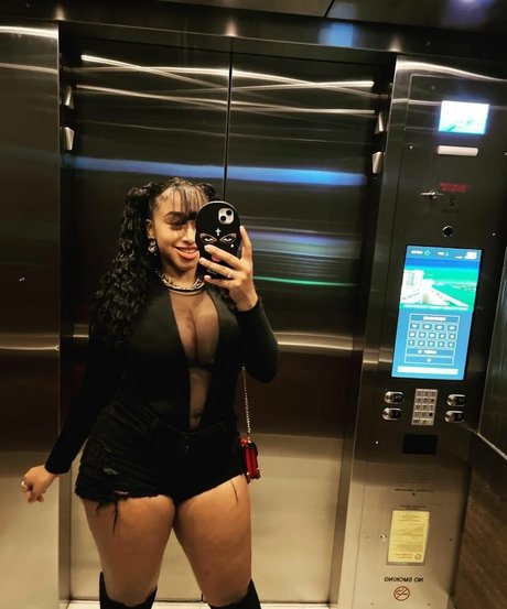 cristina celii Nacktbilder von OnlyFans geleakt