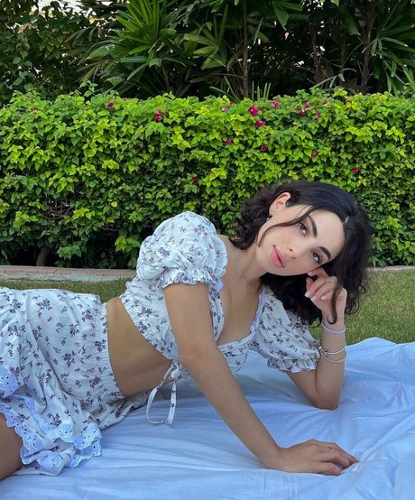 Sevinch Salmanova OnlyFans Bilder