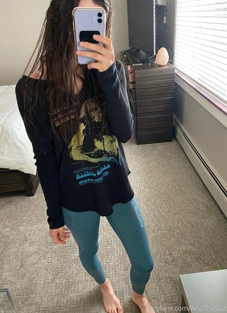 hiblissfularia OnlyFans Sextape