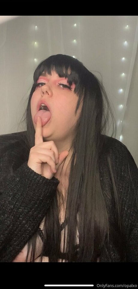 opalxo NurlyFans-Brüste