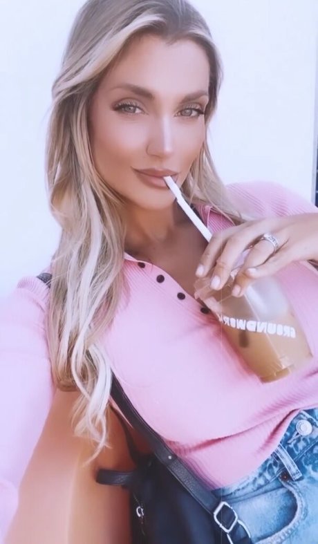 Charliepaigejay OnlyFans explizite Inhalte