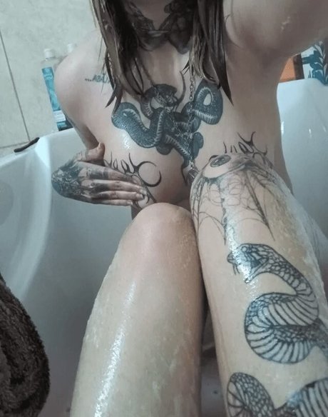 Satana 7 Neue geleakte OnlyFans-Inhalte