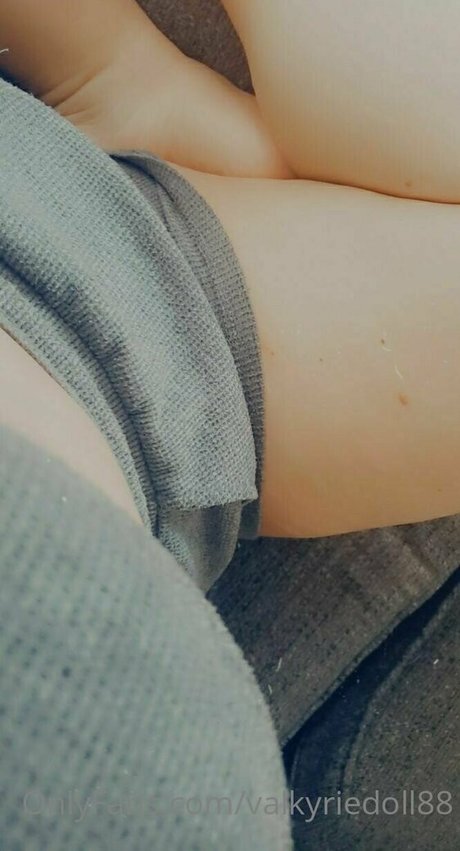 valkyriedoll88 Nacktpornos von OnlyFans geleakt