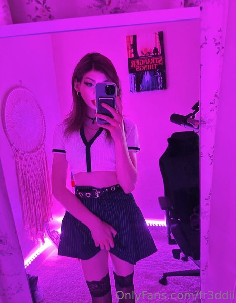 Fr3ddi OnlyFans Star