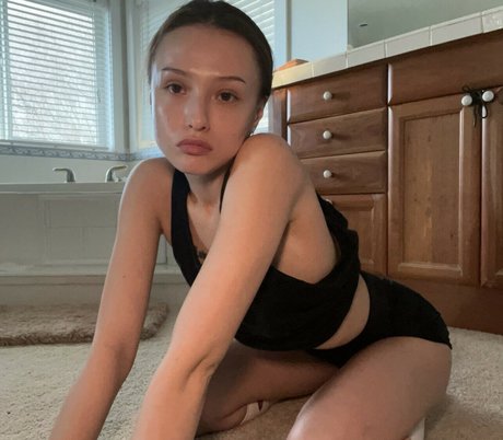 Fragile rosetta OnlyFans Sextape