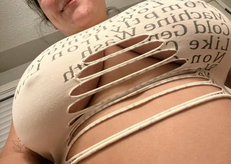 aintthatabummer OnlyFans geleakt