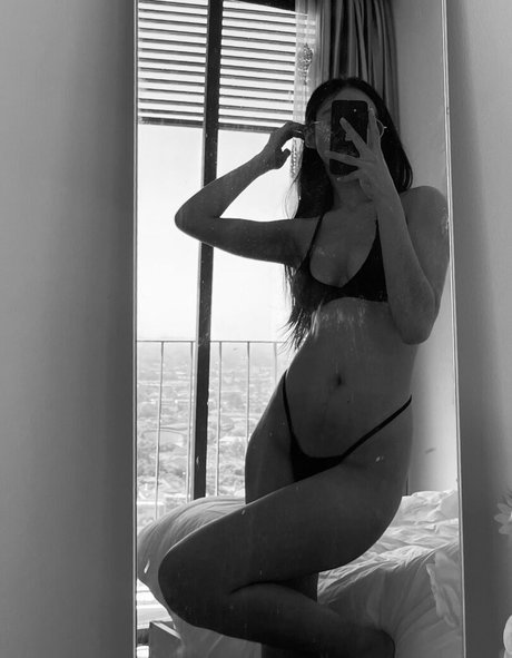 GGoldenbee OnlyFans Joi