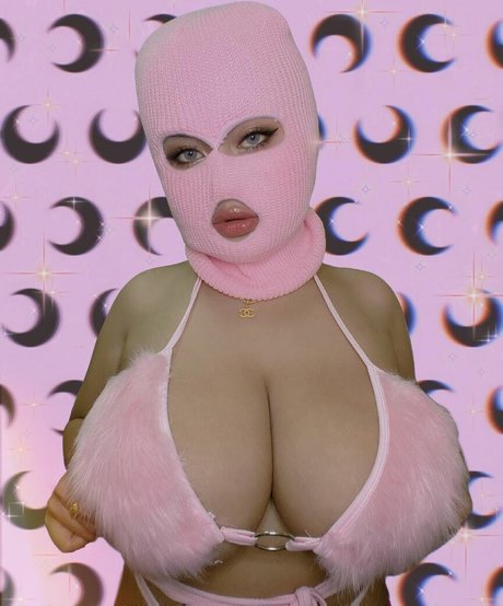 Crystal Senpai Leak von OnlyFans-Inhalten