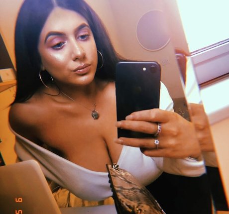 Beth G OnlyFans Model Fotos