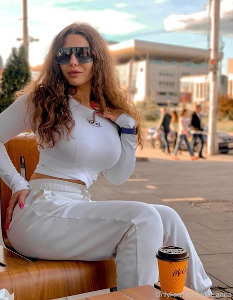 dee ann OnlyFans schlank