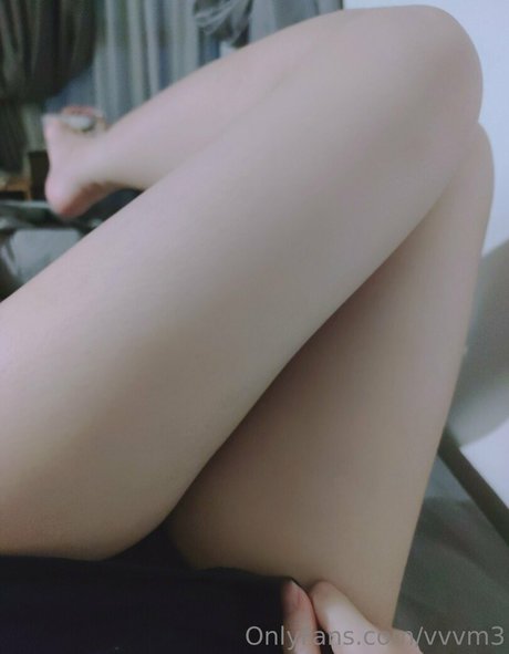 vvvm3 NurlyFans-Brüste