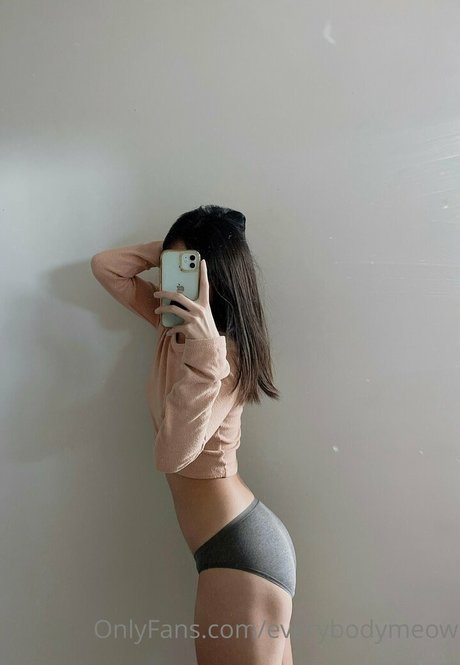 everybodymeow OnlyFans geleakt.