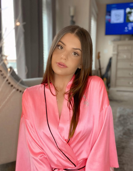 bendybombshell Heiße OnlyFans Inhalte