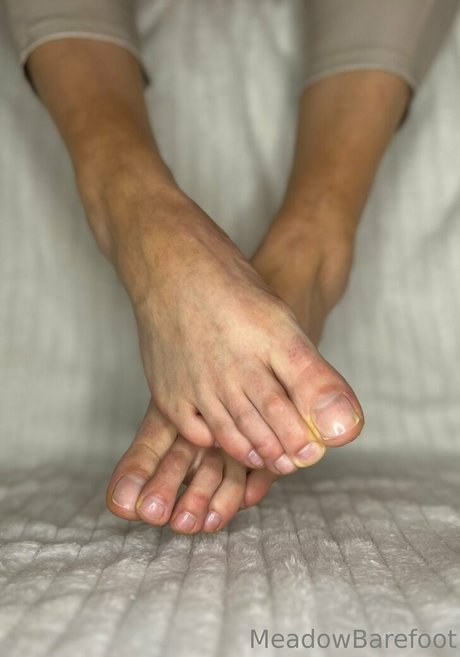 meadowbarefoot OnlyFans Strip