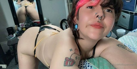 plasticparasyte OnlyFans