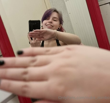 naughty nuka Nacktbilder geleakt OnlyFans