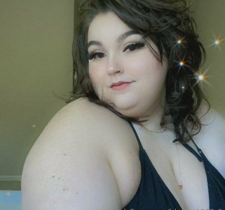 blynne1998 2 OnlyFans-Leak