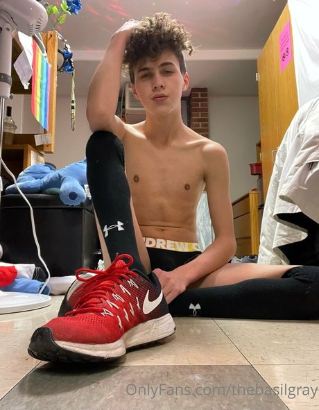 basilgray OnlyFans Porn Nackt