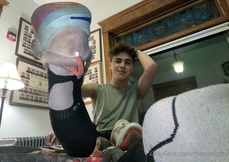 basilgray Nacktbilder von OnlyFans