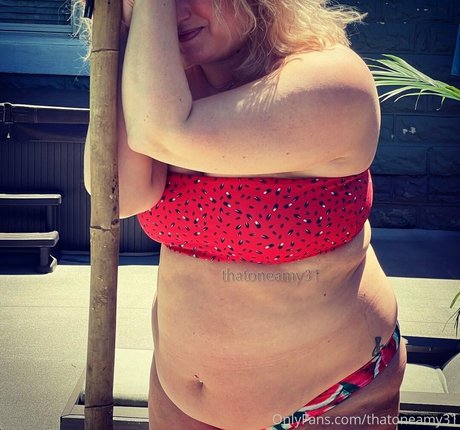 thatoneamy31 OnlyFans Nacktbilder geleakt