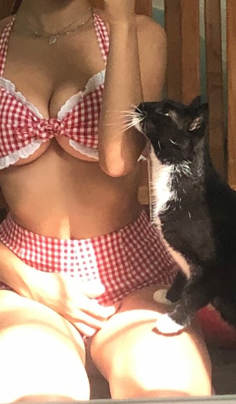 totallylizey OnlyFans OnlyFans