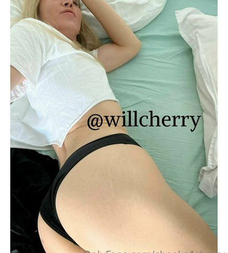 cheeks4cherry OnlyFans-Model