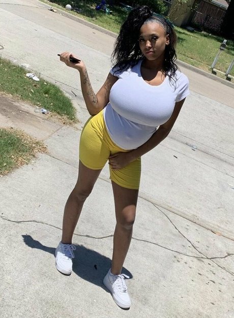 Nene Balenciaga OnlyFans-Pornos