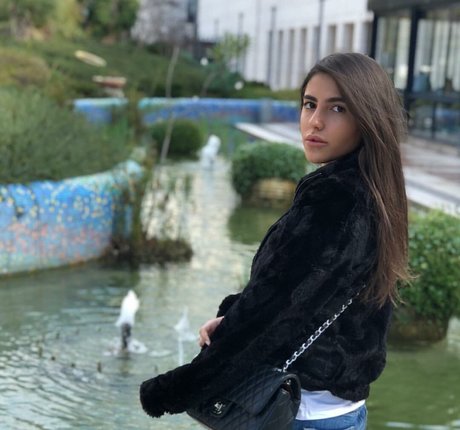 Meshi Malka OnlyFans Nacktbilder