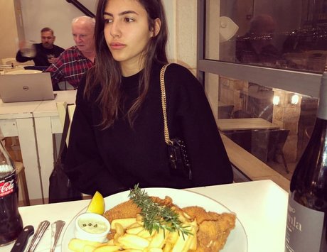 Meshi Malka Leaks von Nacktbildern auf OnlyFans