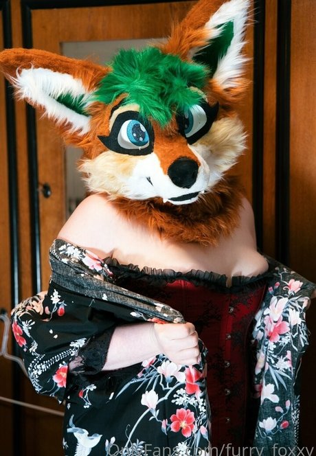 furry foxxy NurlyFans-Brüste