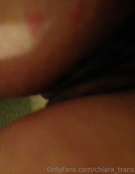 chiara trans OnlyFans geleakter Pornografie