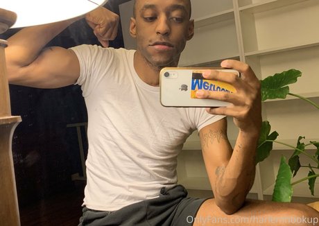 harlemhookup OnlyFans-Model